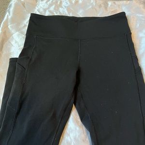 Iviva leggings with pockets